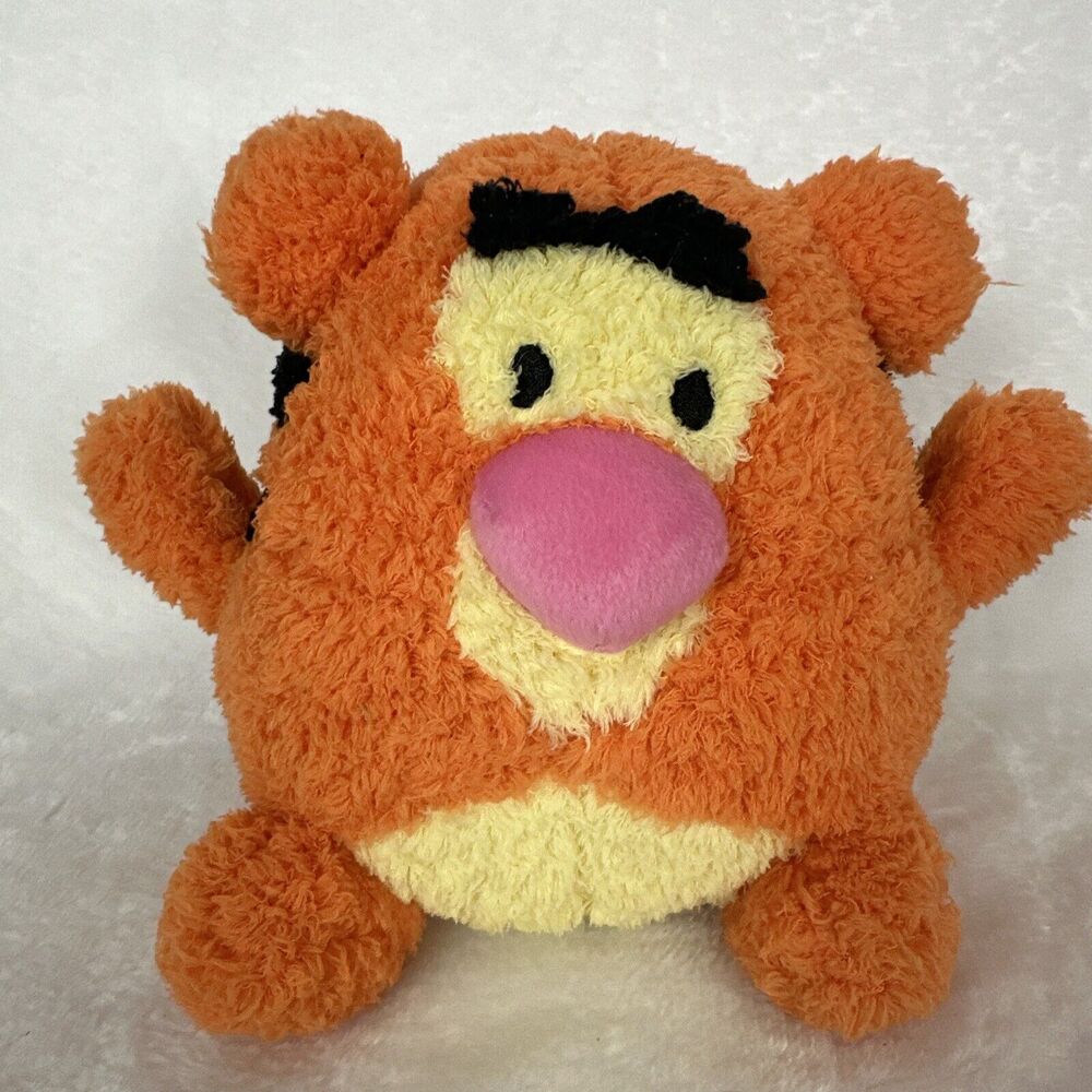 7” Disney Parks Tigger Winnie The Pooh Ball Plush Stuffed Animal Fluffy Fleece